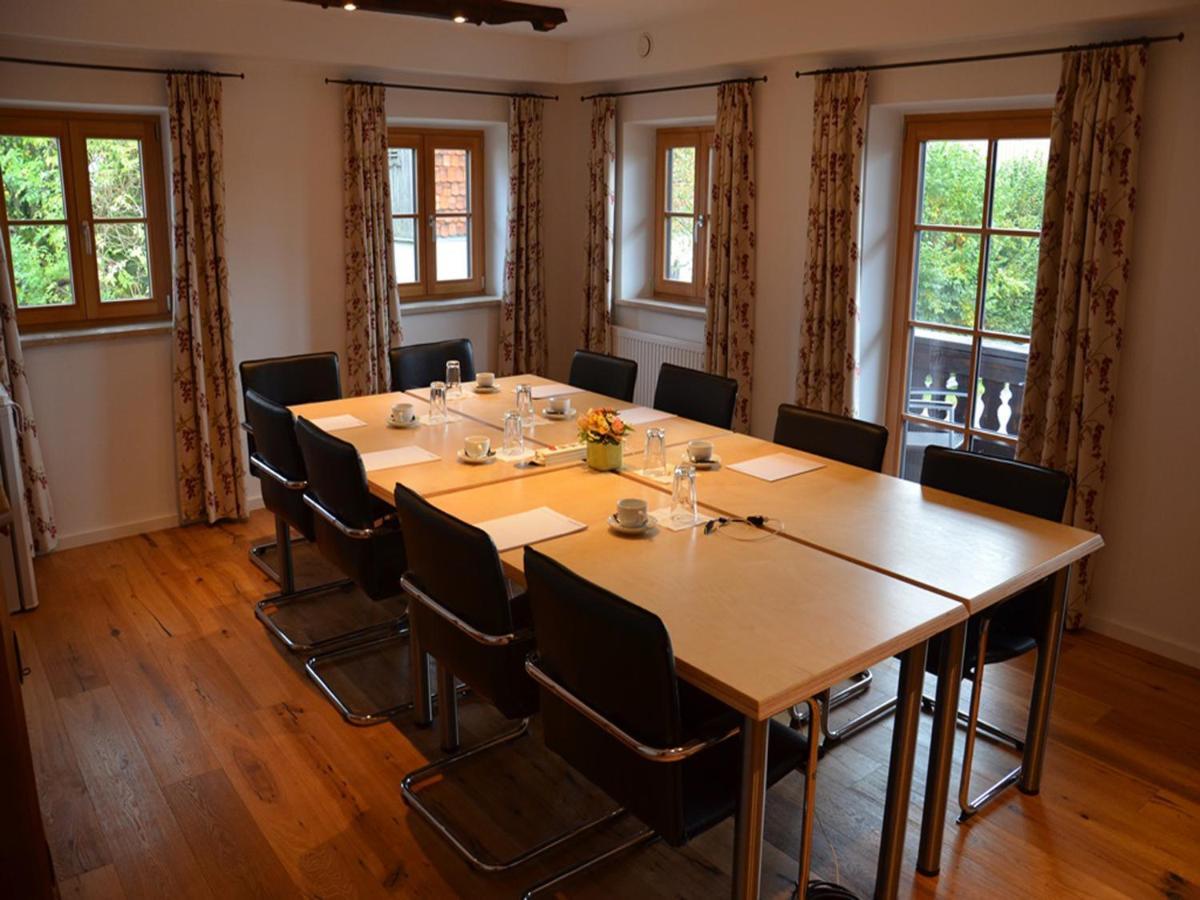 Landhof Angstl - Gaestezimmer Und Tagungsraum Hoslwang Exterior photo
